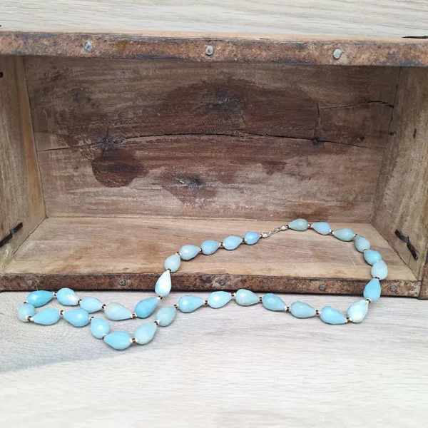 Perlenkette mit passendem Armband und Ohrringen aus Amazonit in Blau, als Schmuckset